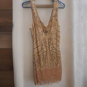 Babeyono Fashion Classic Women's Dress Tan With Gold Trim Size M Flapper Dress